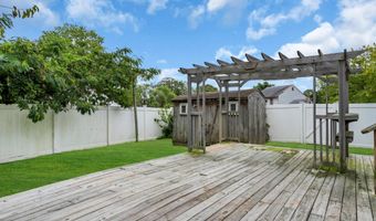 41 Deck St, Barnegat, NJ 08005