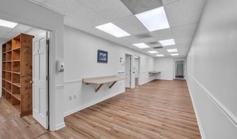 329 W Main St, Abingdon, VA 24210
