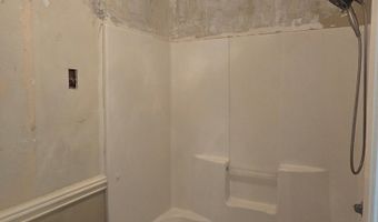 154 Water Oak Dr, Albany, GA 31701