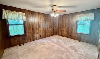 5741 Lawrence Ct, Macon, GA 31216