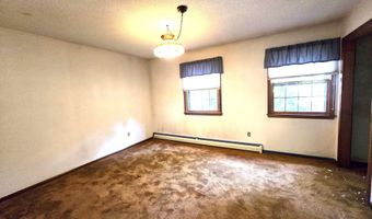 50 Woodhaven Dr, Burlington, CT 06013
