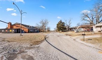 1840 SW Frank Phillips Blvd, Bartlesville, OK 74003