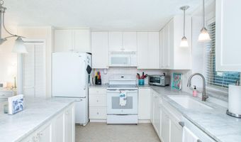 2305 W Fort Macon Rd 103, Atlantic Beach, NC 28512