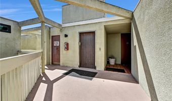 4513 Cove Dr 17, Carlsbad, CA 92008