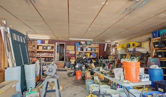 16 Old New Milford Rd, Brookfield, CT 06804