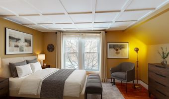 197 S Winooski Ave 4, Burlington, VT 05401