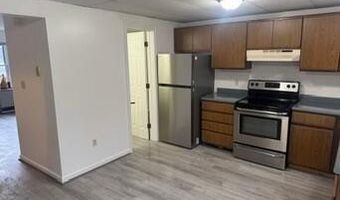 95 Court St, Bath, ME 04530