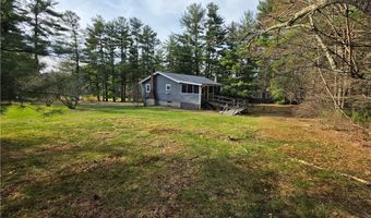 1304 Pound Hill Rd, North Smithfield, RI 02896
