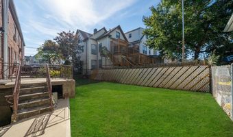 118 W 46TH St, Bayonne, NJ 07002