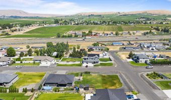 22011 E Berry St, Benton City, WA 99320