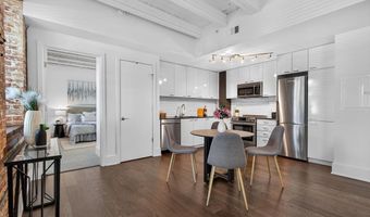 515 N WASHINGTON St 105, Alexandria, VA 22314