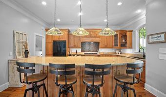 106 Coosaw Club Dr, Beaufort, SC 29907