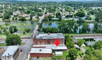 342 S Monroe St, Alderson, WV 24910