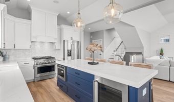 322 Third St, Beach Haven, NJ 08008