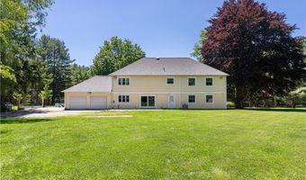 80 Woodbridge Dr, East Greenwich, RI 02818