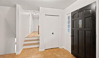 159 Charlotte Pl, Advance, NC 27006