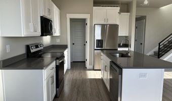 5580 TRUEMAN Unit F, Chubbuck, ID 83202
