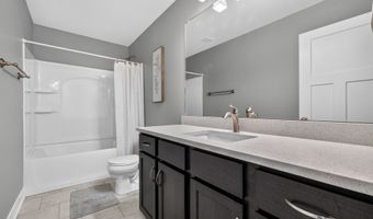 5816 Allerton Dr, Ames, IA 50014