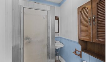 233 E Main St, Bells, TN 38006