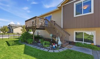 902 S Salish St, Airway Heights, WA 99224