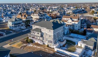 20 Woodland Ave, Avon By The Sea, NJ 07717