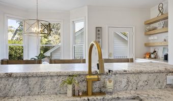 107 Bryan Dr, Beaufort, SC 29902