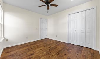 501 Spray Ave, Beachwood, NJ 08722