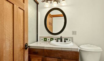 1678 Ashland Mine Rd, Ashland, OR 97520