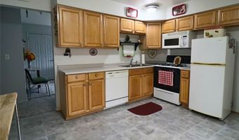 506 12th Ave NW, Altoona, IA 50009