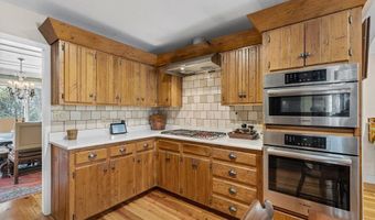 521 Azalea Ln, Cashiers, NC 28717
