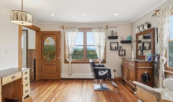 33 Valley View Rd, Berlin, VT 05679
