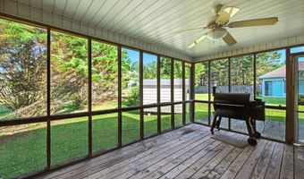 523 Lynnwood Dr, Athens, TN 37303