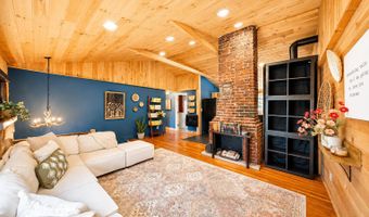 104 Ridge Ave, Appalachia, VA 24216