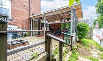 13 Blackstone St, Cumberland, RI 02864