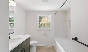 44 Wildbrook Rd, Billerica, MA 01821