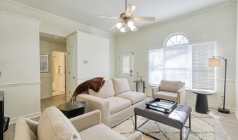 921 Hollyhock Ct, Boiling Springs, SC 29316