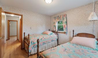 15 Blondin Cir, Burlington, VT 05408