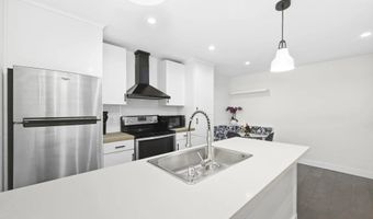 13788 Ruette Le Parc Unit D, Del Mar, CA 92014