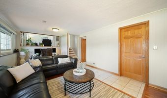 365 W Myrick Ave, Addison, IL 60101