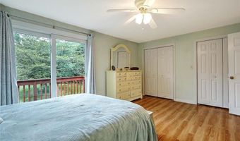 200 Heroux Blvd 805, Cumberland, RI 02864