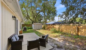 410 MAIN St, Atlantic Beach, FL 32233