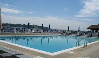 21 Harbour Vlg C, Branford, CT 06405