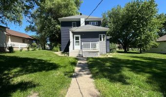 1007 5th St, Britton, SD 57430