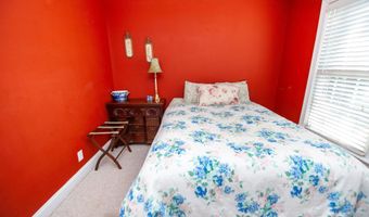 667 Shadow Dance Ln, Boiling Springs, SC 29316