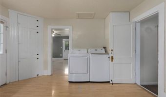 111 E 2nd St, Adrian, MO 64720