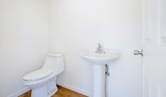 323 W Papa Ave, Kahului, HI 96732