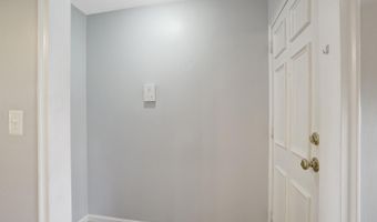 4352 N PERSHING Dr #43522, Arlington, VA 22203