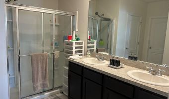 911 WATERVILLE Dr, Auburndale, FL 33823