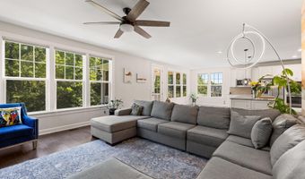 41116 HICKORY HEDGE Pl, Aldie, VA 20105