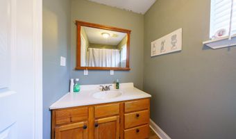 60 Boulder Dr, Batesville, AR 72501